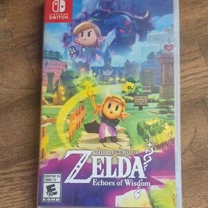 Nintendo The Legend of Zelda: Echoes of Wisdom - Green/Purple/Yellow